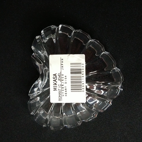 Romantic Jewel Heart Dish - Picture 4 of 5